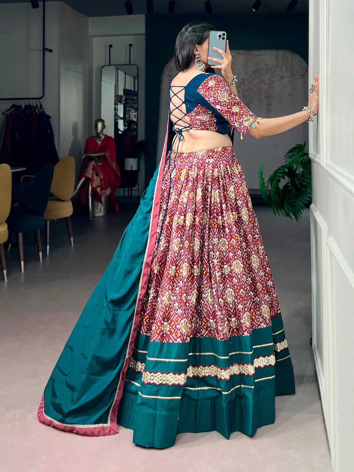 Dusty Pink Navratri Lehenga choli With Gamthi Work