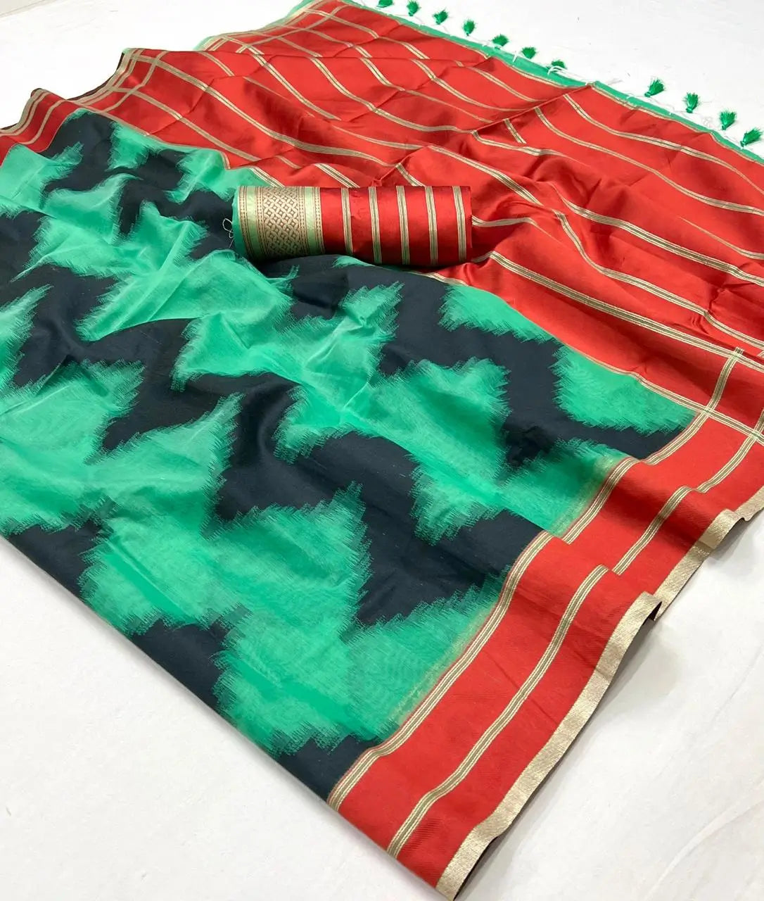 Green Mal Spun Handwoven Silk Saree