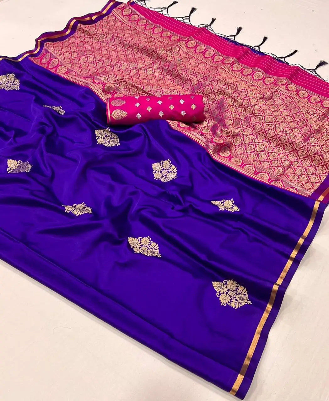 Indigo Blue Two Tone Satin Handloom Weaving Silk Saree