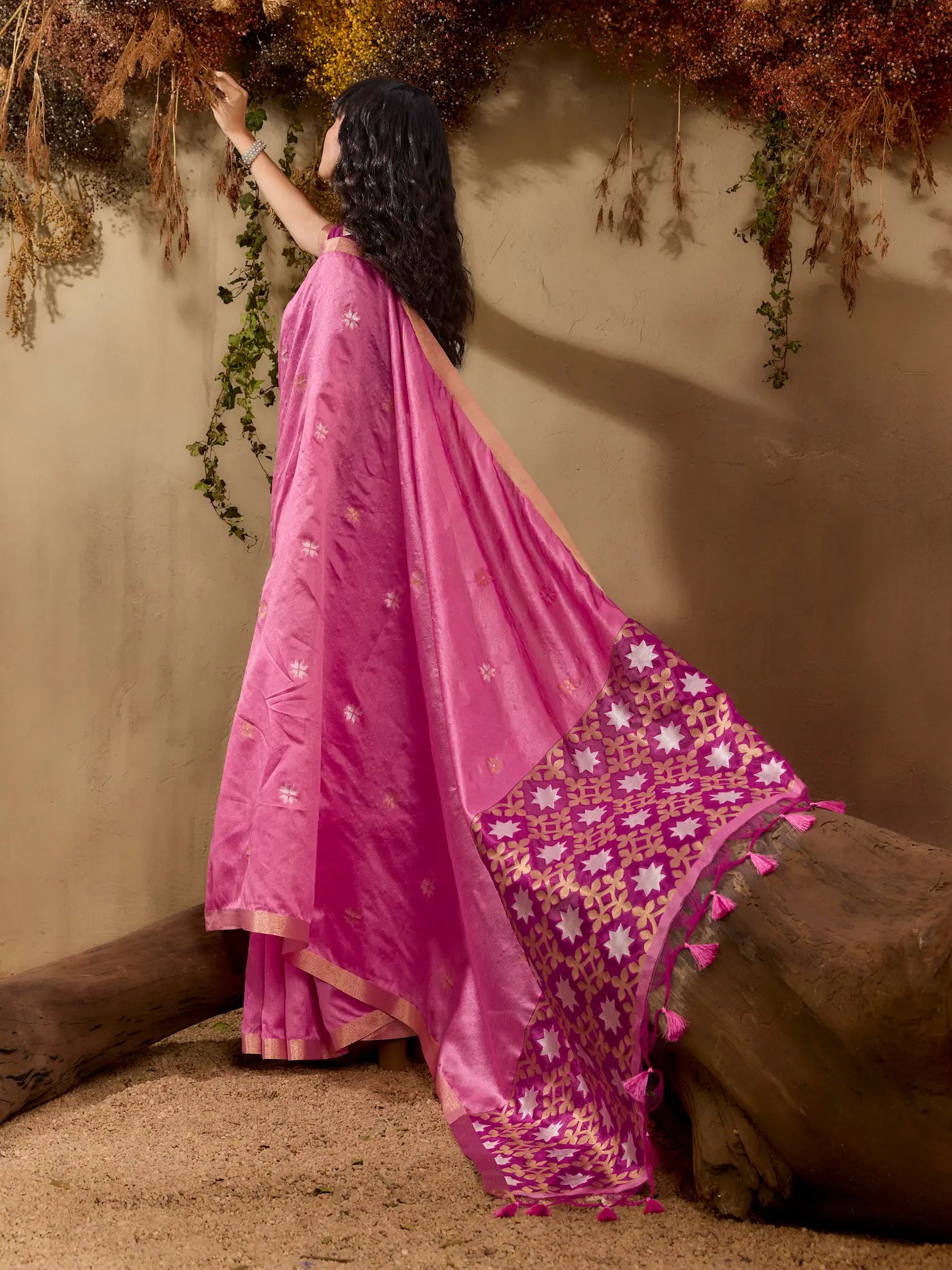 Rosy Pink Tussar Silk Zari Weaving Saree