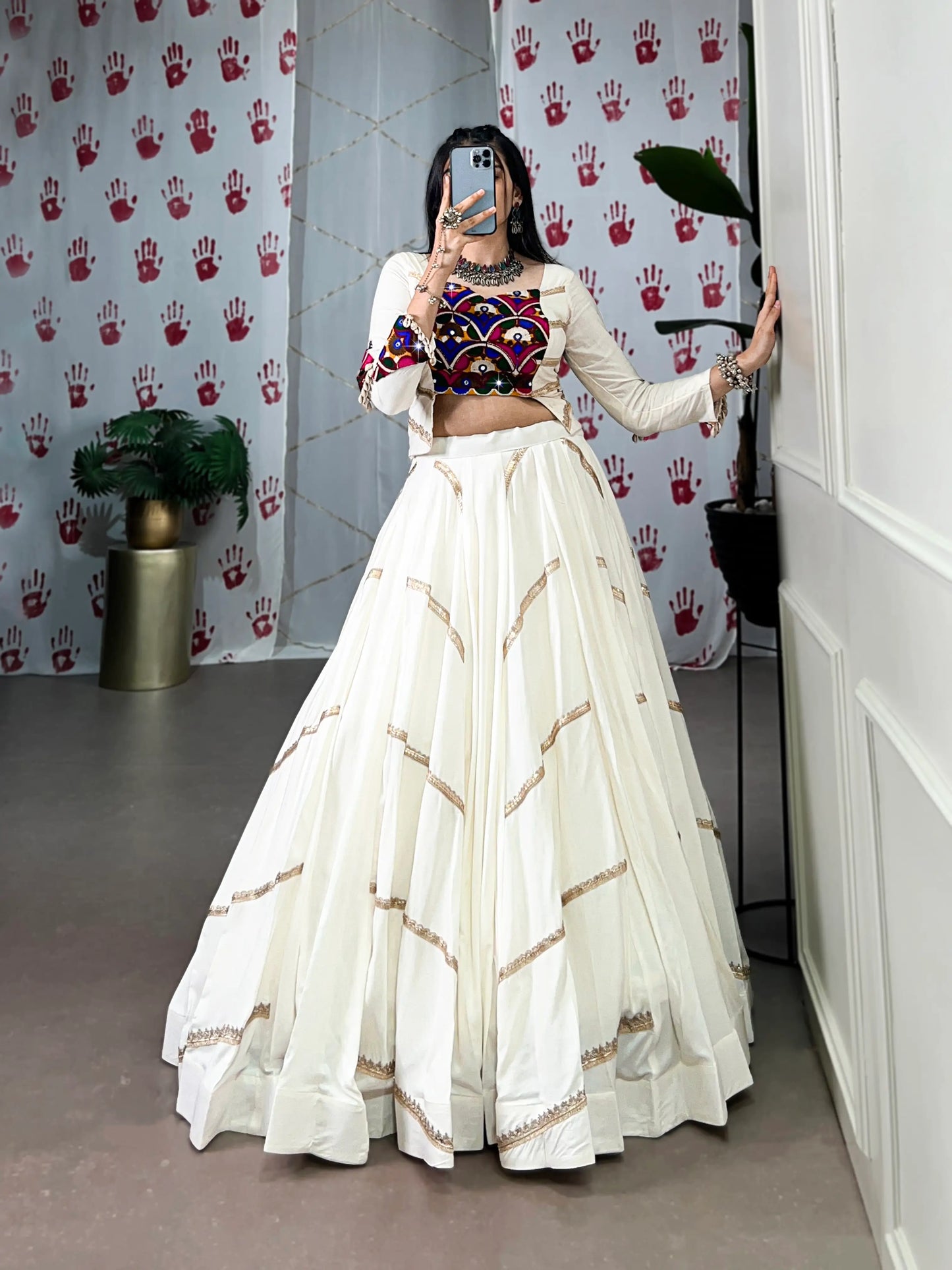 White Navratri Chaniya Choli With Mirror Gamthi Work