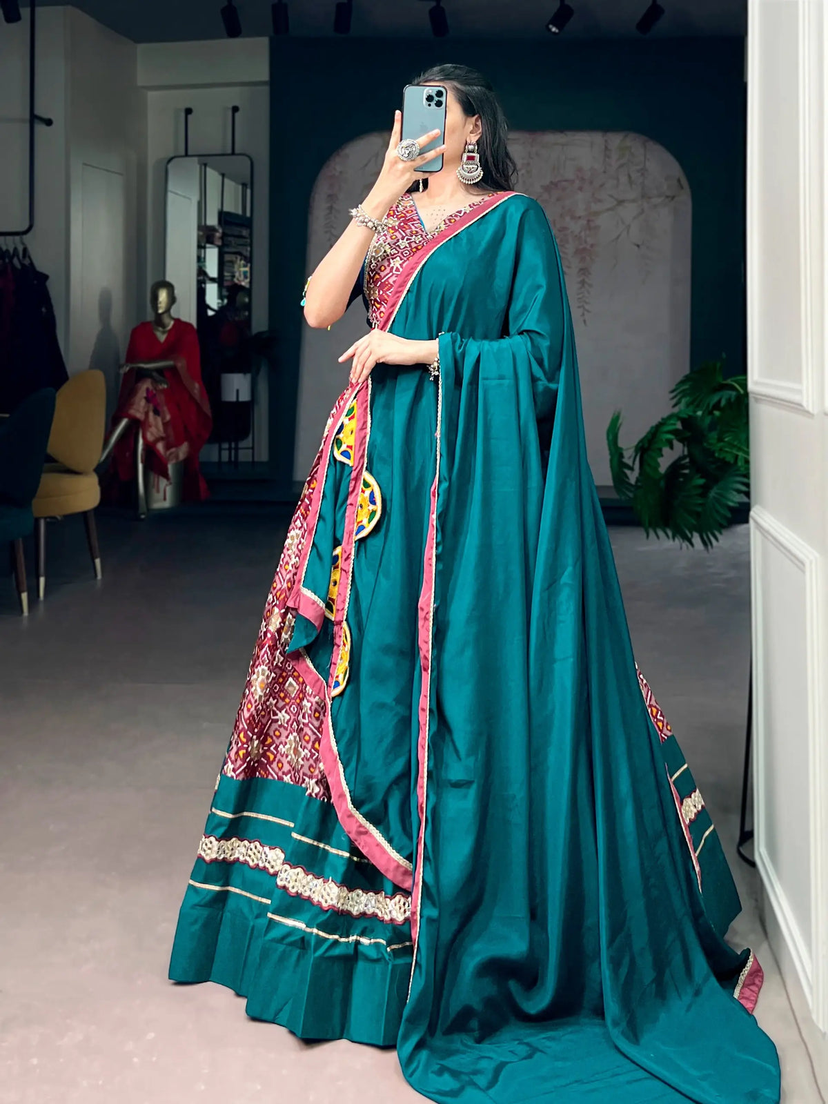 Dusty Pink Navratri Lehenga choli With Gamthi Work