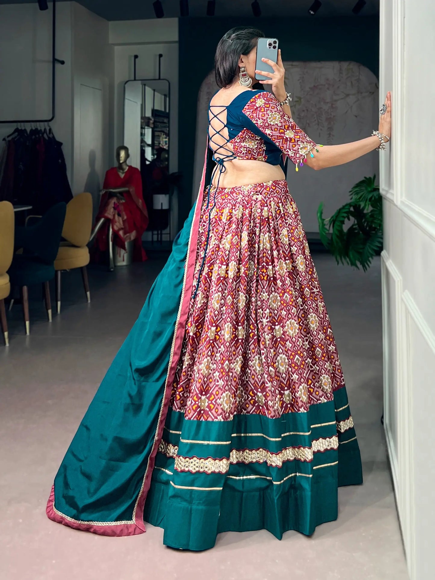 Dusty Pink Navratri Lehenga choli With Gamthi Work