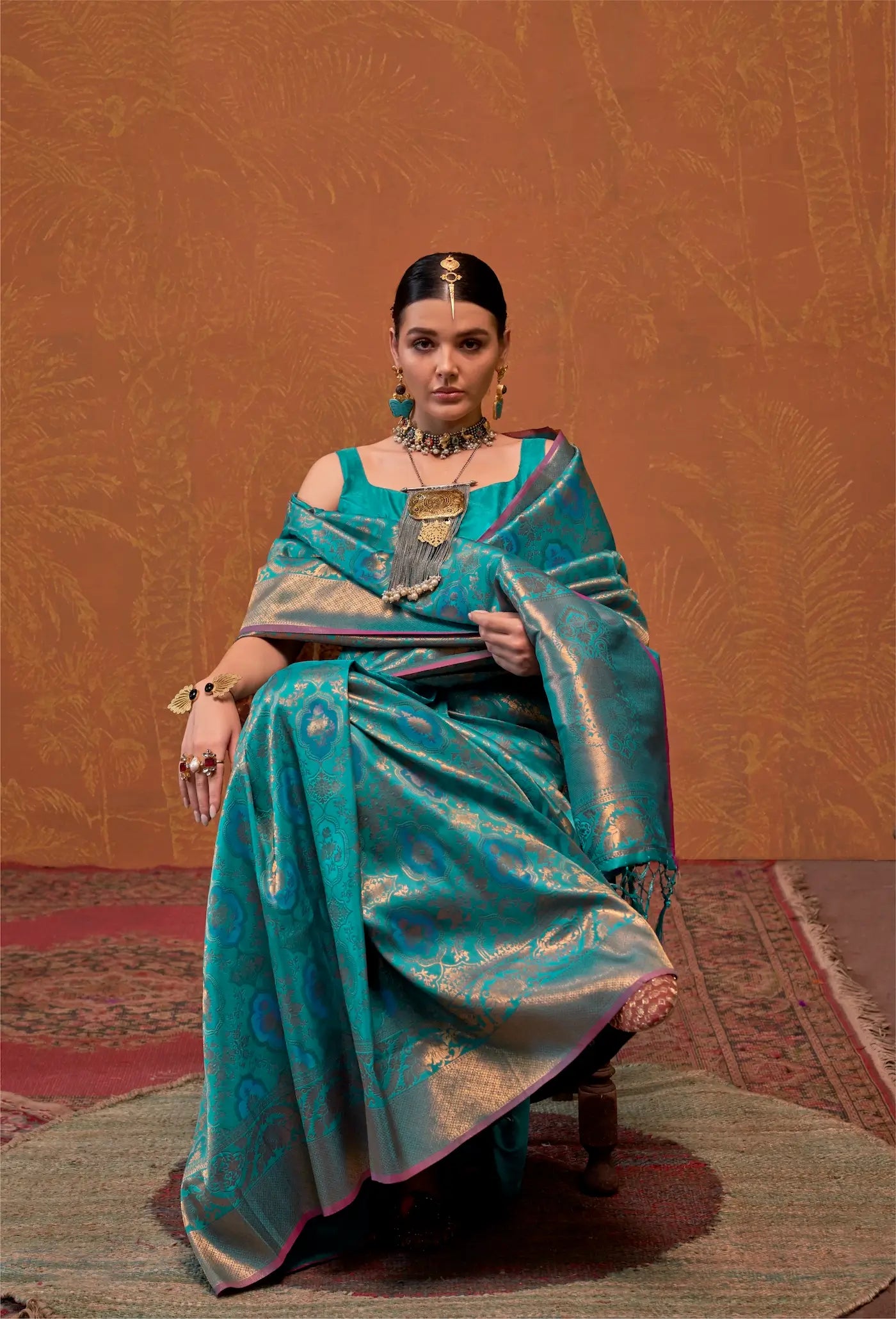 Teal Blue Handloom Weaving Saree