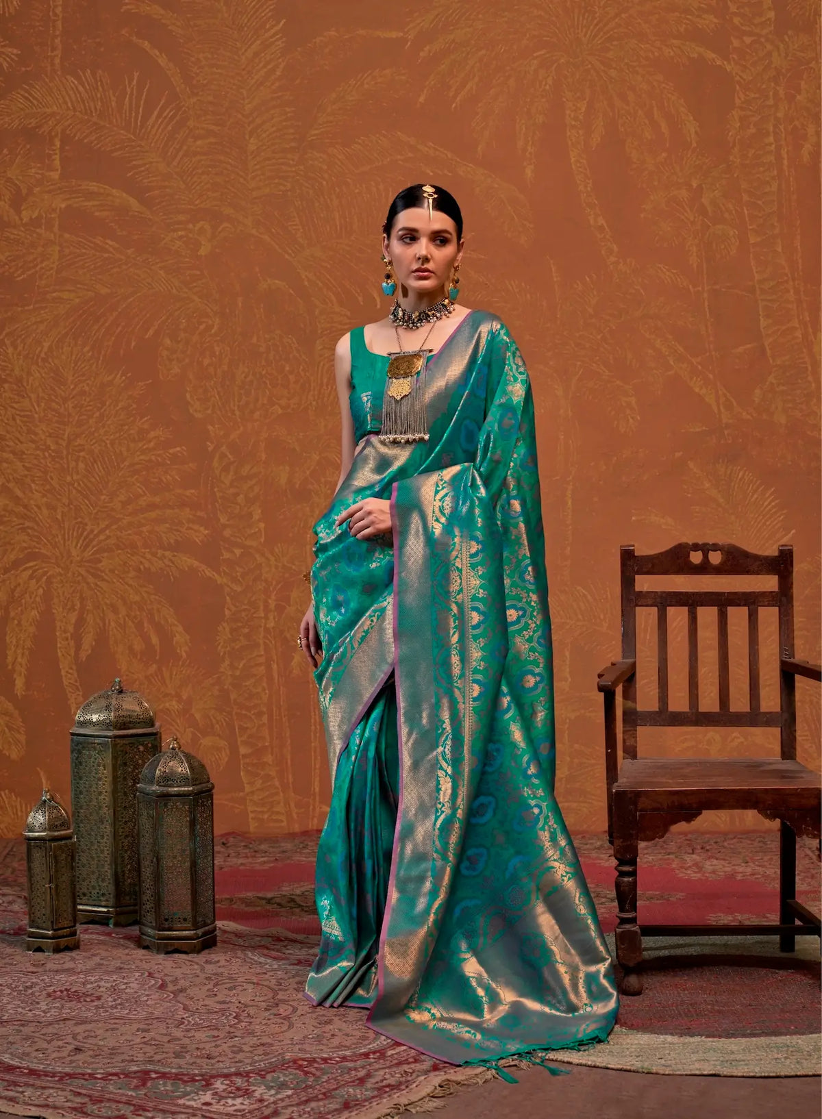 Pine Green Handloom Weaving Saree