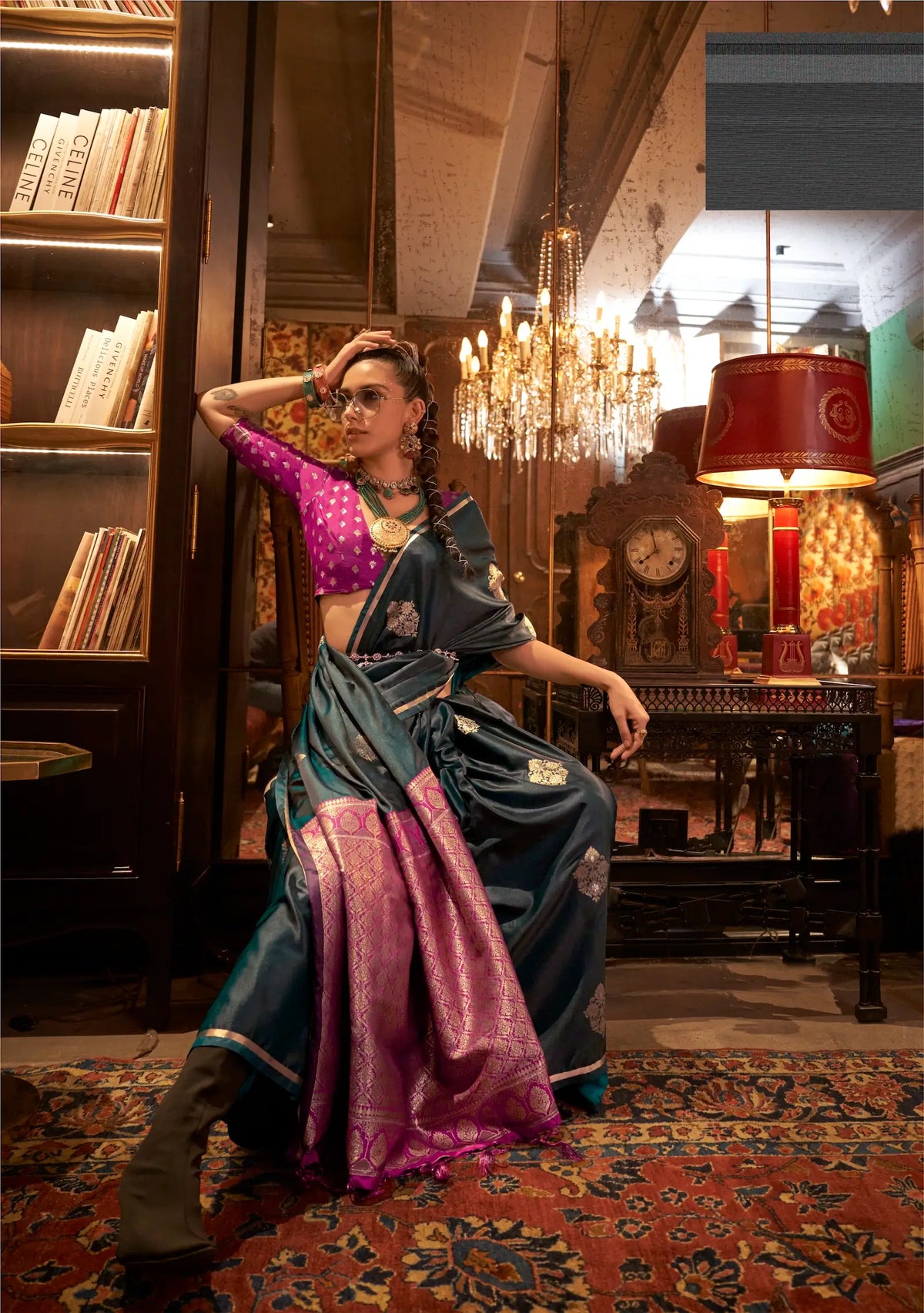 Dark Green Two Tone Satin Handloom Weaving Silk Saree
