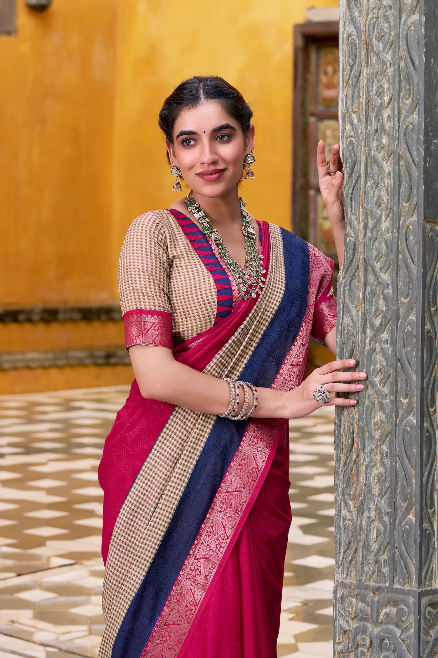 Dark Pink Poly Cotton Saree With Print & Zari Weaving Work