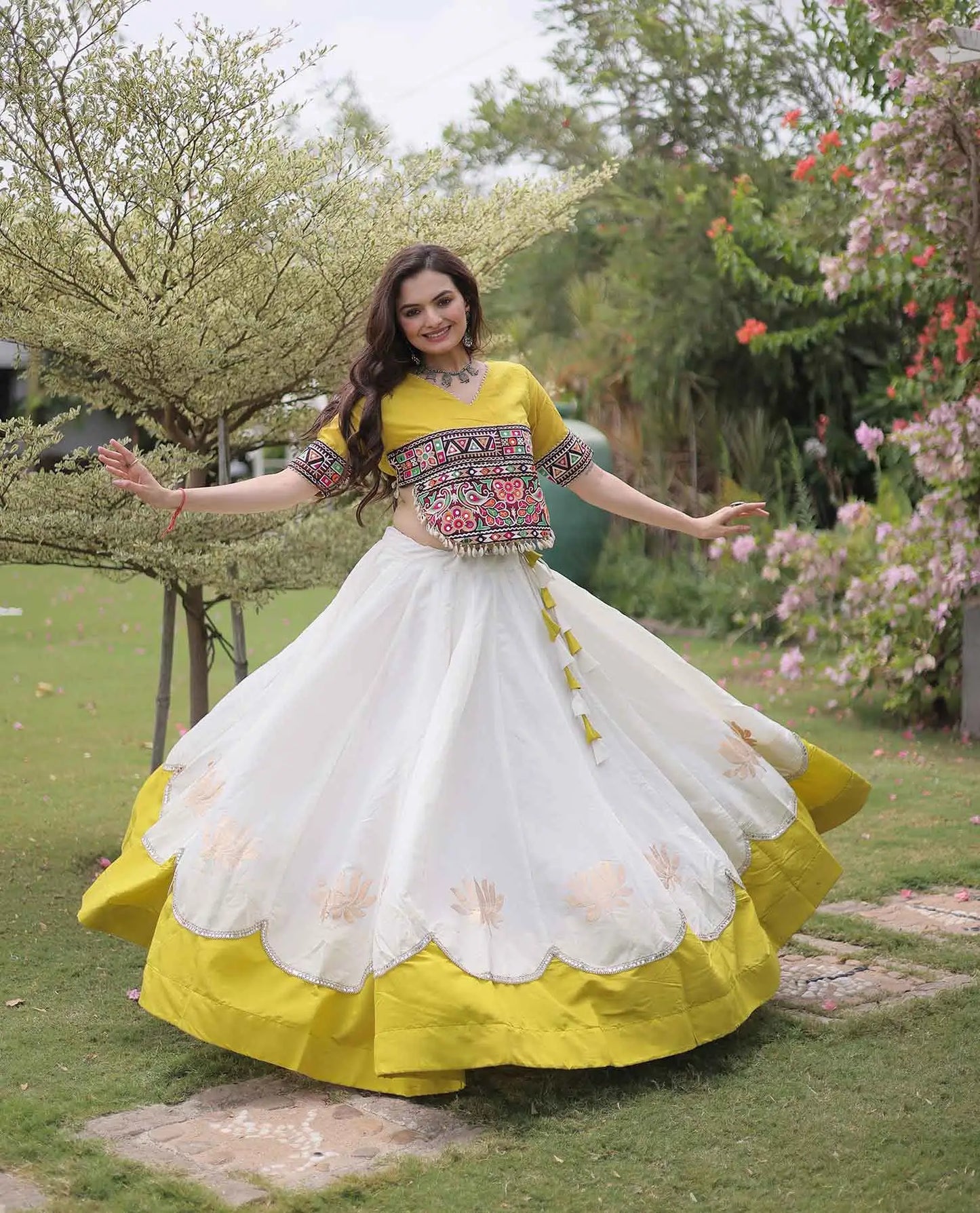 Parrot And White Navaratri Lehenga Choli