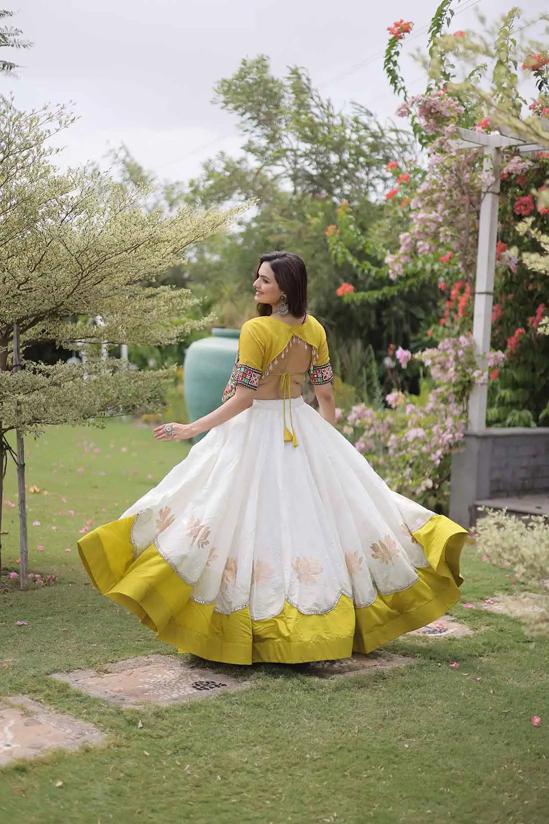 Parrot And White Navaratri Lehenga Choli