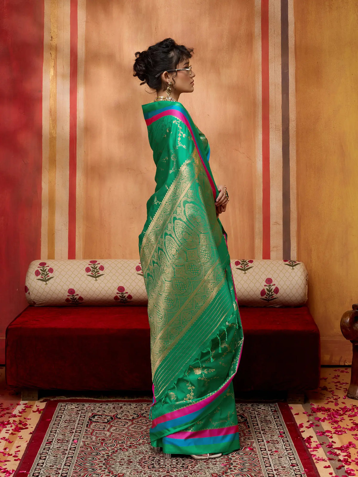 Pine Green Soft Silk Zari Weaving Saree
