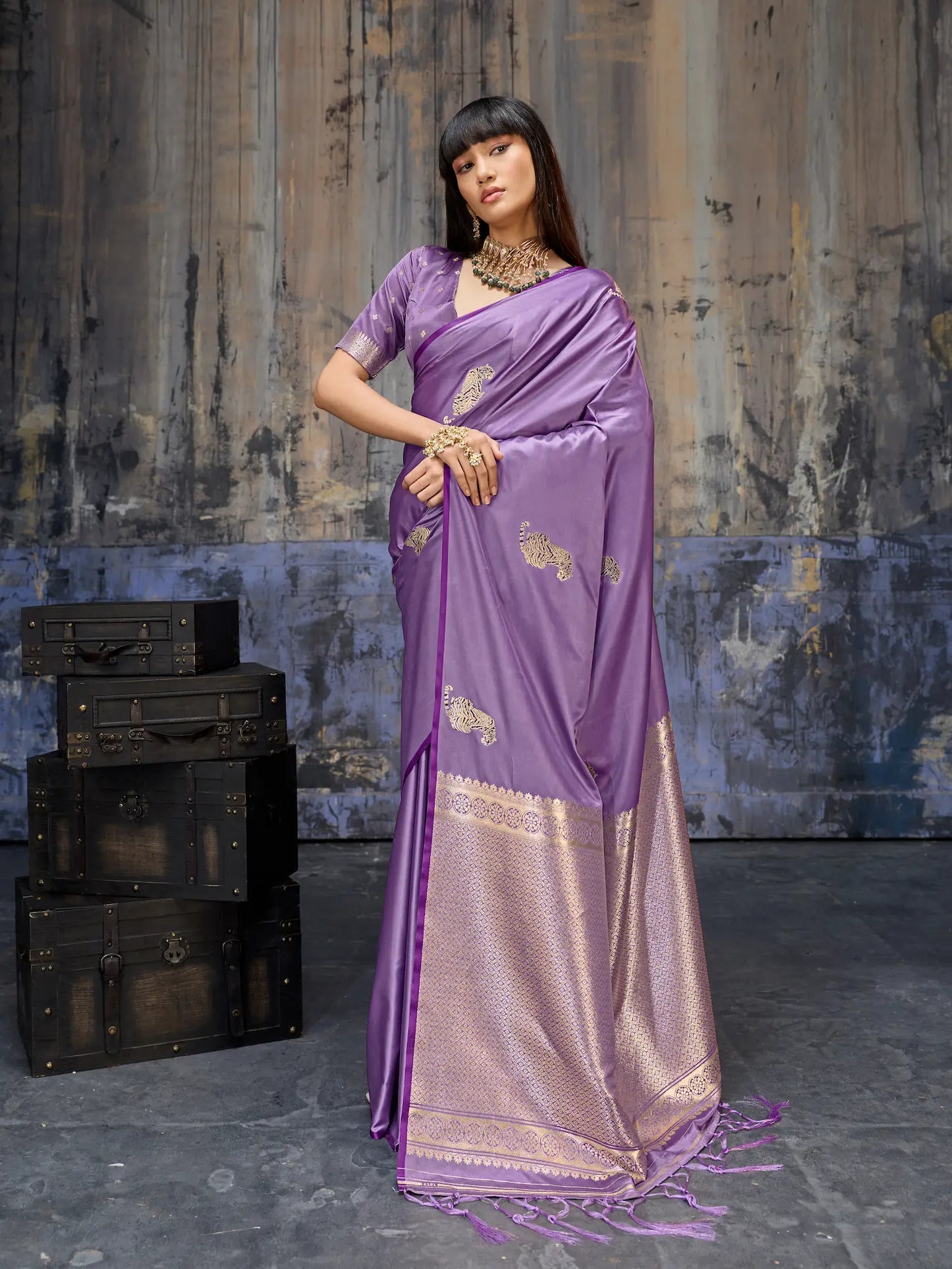 Muted Purple Zari Weaving Saree