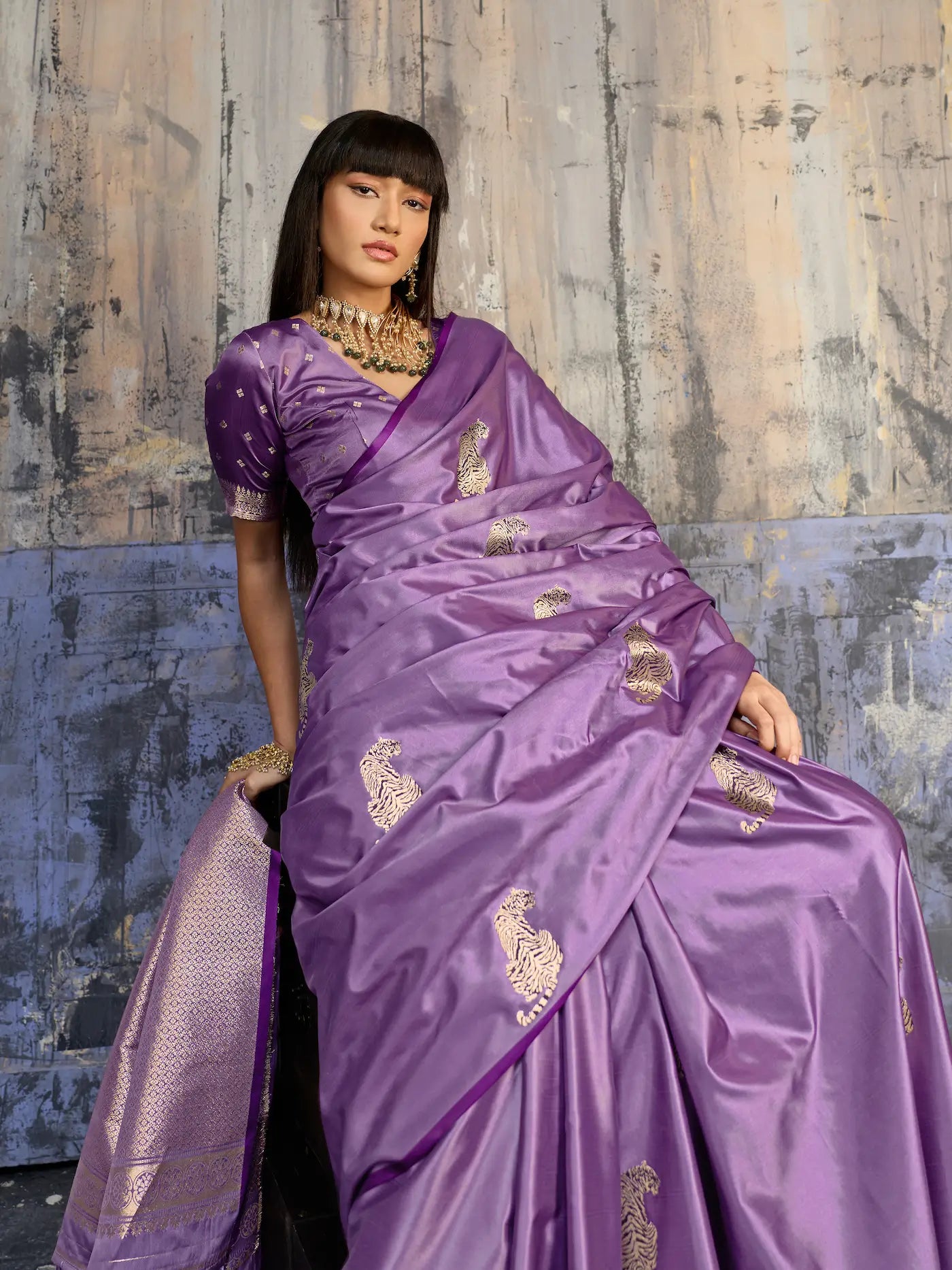 Muted Purple Zari Weaving Saree
