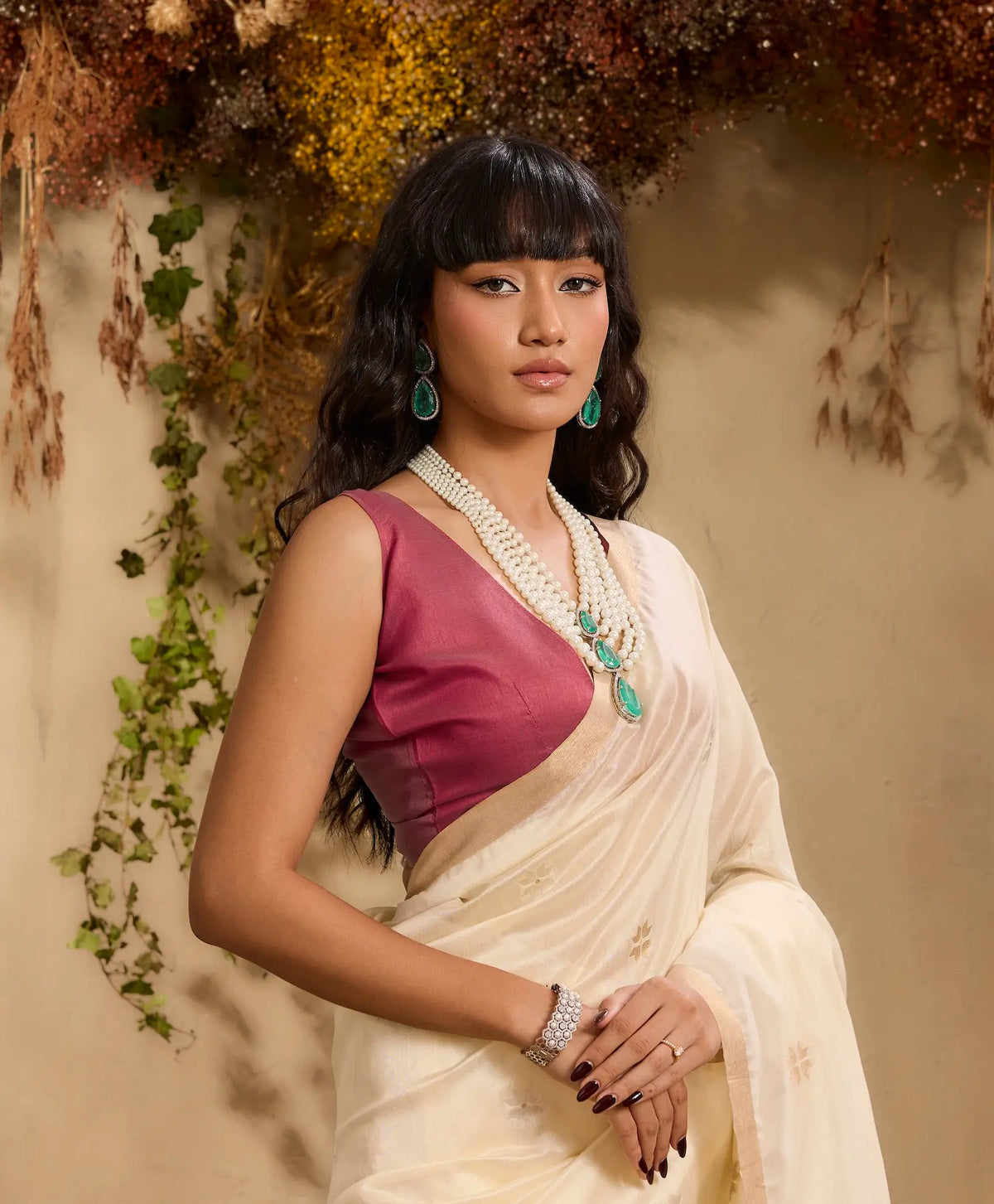 Ivory White Tussar Silk Zari Weaving Saree