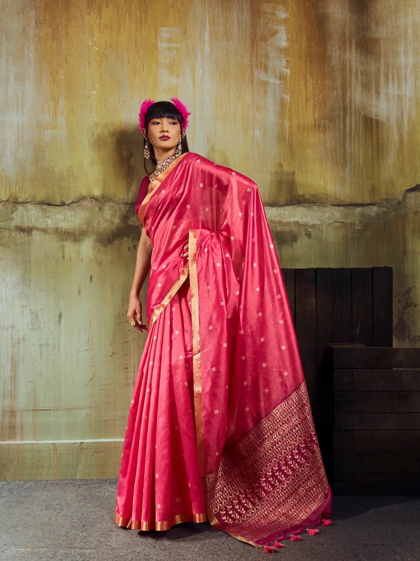 Warm Pink Silk Zari Weaving Saree