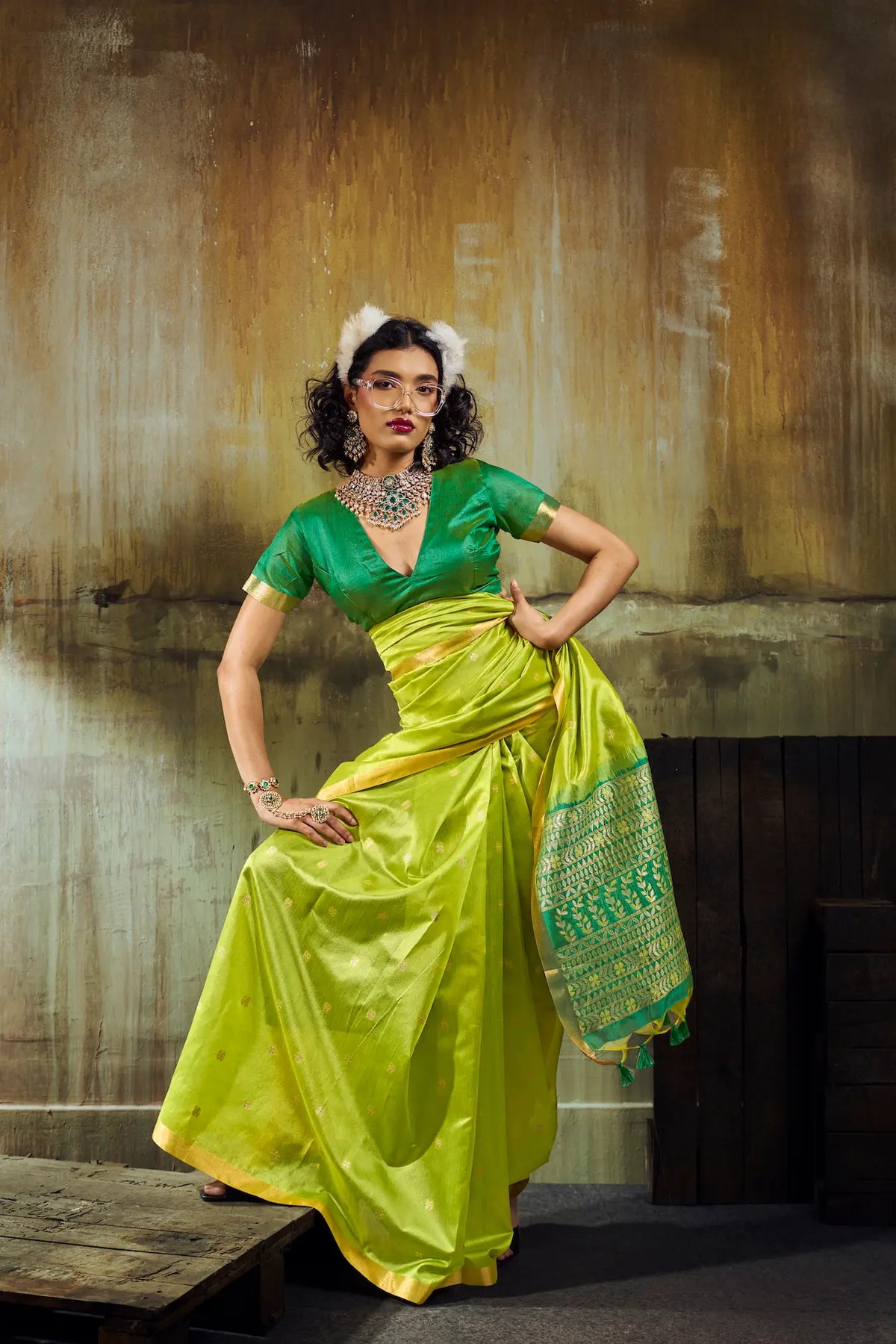 Parrot Green Silk Zari Weaving Saree