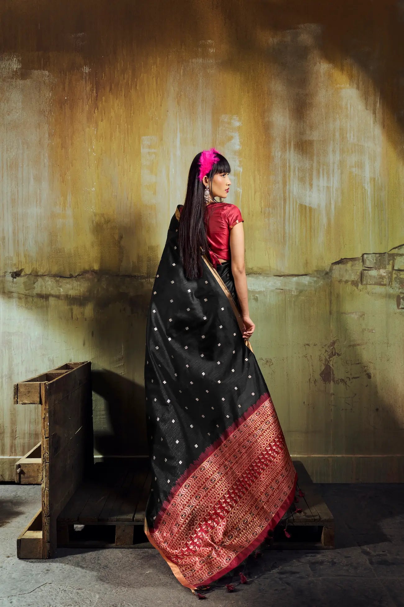 Rich Black Silk Zari Weaving Saree