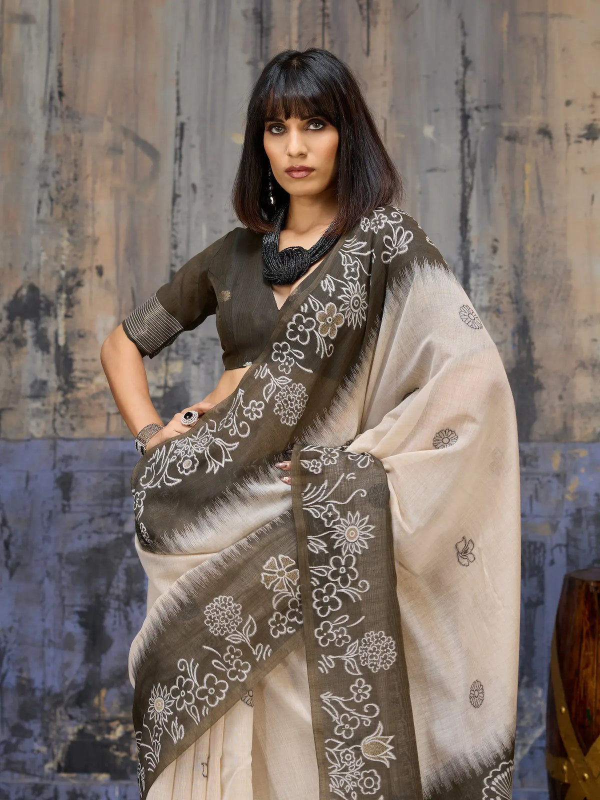 Beige-Black Handloom Cotton Saree
