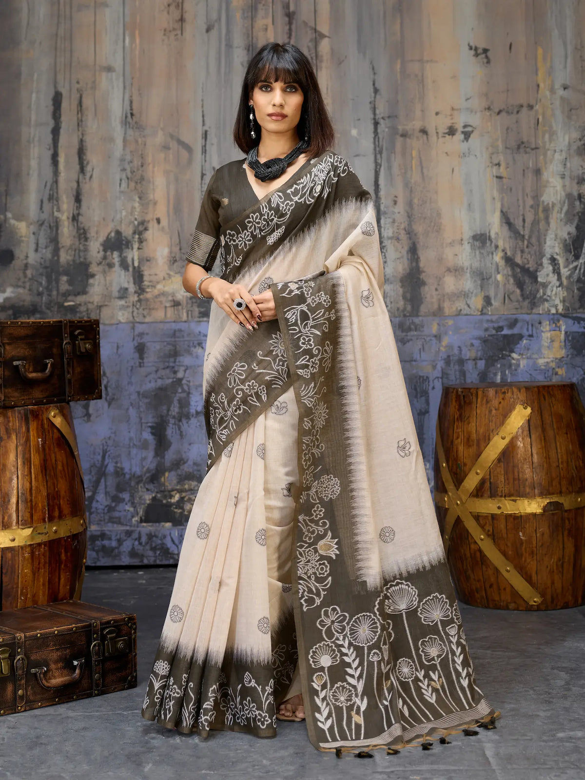 Beige-Black Handloom Cotton Saree