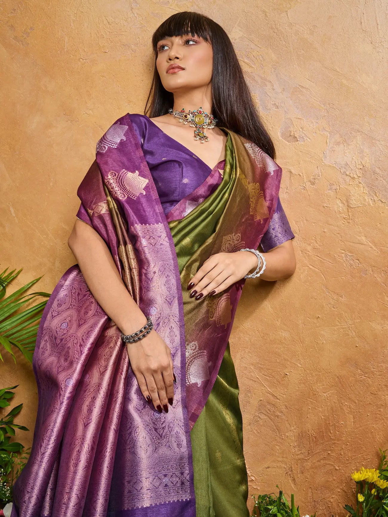 Olive Green Handloom Weaving Silk Saree