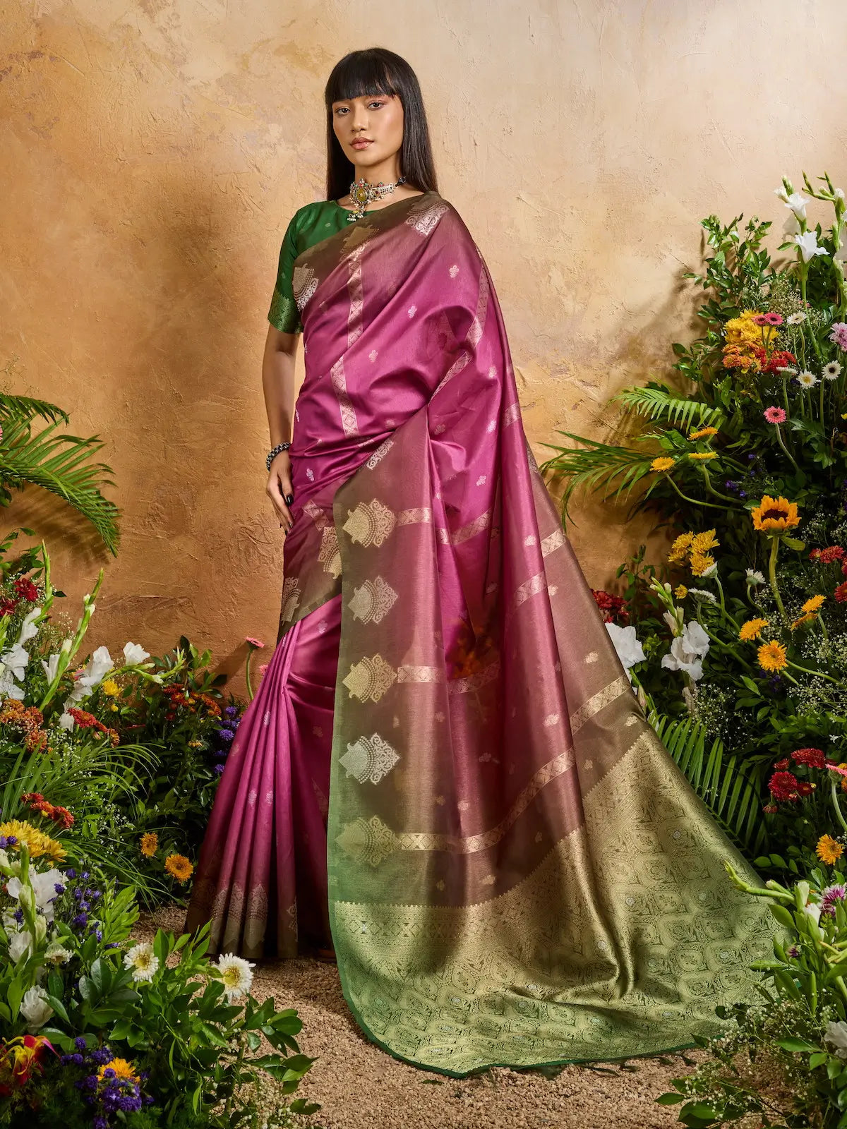 Tulip Pink Handloom Weaving Silk Saree